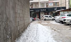 Bingöl'de kar nedeniyle eğitime yarım gün ara