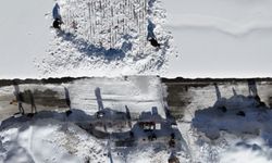 Bitlis'te çatılardaki buz sarkıtlarının boyu 5 metreyi aştı