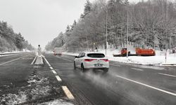 Bolu Dağı'nda sis etkili oldu