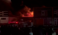 Düzce'de strafor fabrikasında yangın