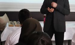 Engelli gençler resim atölyesinde buluştu / Ek fotoğraflar