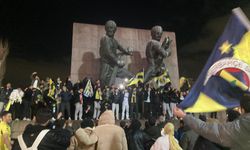 Fenerbahçe'nin Süper Kupa zaferi Ankara'da kutlandı