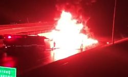 Gaziantep'te çocuk bezi yüklü TIR yandı