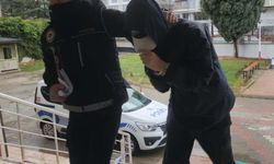 İç çamaşırı ve botunun içine uyuşturucu saklayan 2 şüpheli tutuklandı