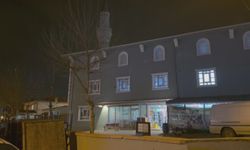 İstanbul - Arnavutköy'de cami avlusunda silahlı saldırıya uğrayan kişi hayatını kaybetti