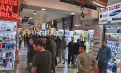 İstanbul- Eminönü'nde bulunan Doğubank iş hanına silahlı saldırı; kaçanlar iş yerine sığındı -2 / Ek bilgi ve görüntü