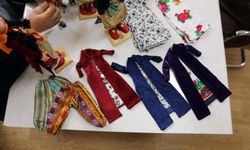 Kadınlar, 'Ezo Gelin' bebekler üretip aile ekonomisine katkı sağlıyor