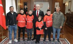 Kardan Kız Kulesi yapan çocuklar, bakanlığın davetlisi olarak İstanbul'a gitti