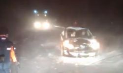 Kars'ta ekiplerin tipi ve kar altında zorlu mücadelesi