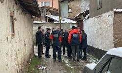 Kütahya'da 2 katlı kerpiç ev çöktü; 1 yaralı