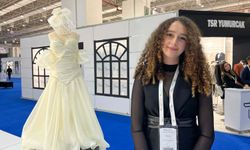 Liseliler, ipek kozasından tasarladıkları gelinlikleri IF Wedding Fashion İzmir'de sergiledi / Ek fotoğraflar