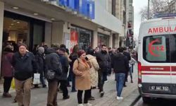 Mağazada alışveriş yaparken merdivenlerden düşen kadın ağır yaralandı