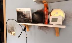 Manisa'da 3 eve yıldırım düştü