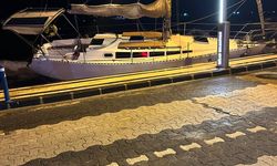 Muğla'da kuvvetli fırtınada 1 yat karaya sürüklendi, 8 balıkçı botu battı