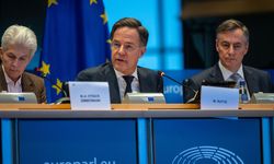 Rutte: Avrupa, Ukrayna'ya gerekli miktarda silah sağlayacak durumda değil