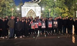 Samsunspor, futbol şehitleri için 'sessiz yürüyüş' gerçekleştirdi