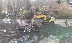 Sapanca Gölü kıyısındaki kaçak yapılar yıkılıyor / Ek fotoğraflar