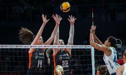 Sultanlar Ligi derbisinde Fenerbahçe Medicana, Eczacıbaşı Dynavit'i mağlup etti