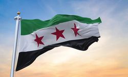 Suriye Savunma Bakanlığı, tüm silahlı unsurların Fırat Nehri'nin doğusuna çekilmesini istedi