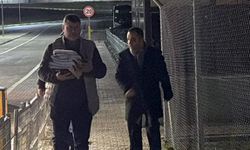 Tahliye edilen avukat Rezan Epözdemir, cezaevinden çıktı
