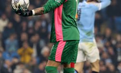 Uğurcan Çakır, Şampiyonlar Ligi'nde gösterdiği performansla dikkat çekti