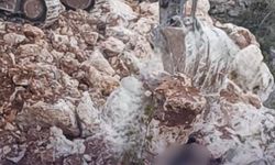 Üzerine çıktığı duvarın çökmesi sonucu kayaların altında kalıp öldü