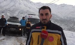 Yolu kardan kapanan yerleşim yerlerine ulaşıp, 1 haftada 57 hastayı kurtardılar / Ek fotoğraflar