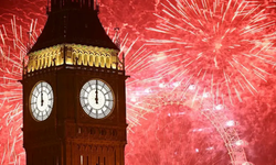 Londra'da havai fişekler ile Big Ben’de yeni yıl kutlaması