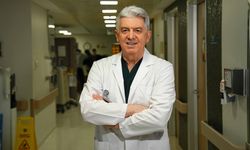 12 santimlik anevrizma kapalı yöntemle onarıldı