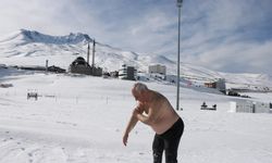 2 bin 200 metrede eksi 5 derecede kar banyosu