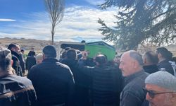 Arazide ölü bulunan Sümeyye, toprağa verildi