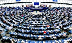 Avrupa Parlamentosu'ndan Ukrayna'ya 90 milyar avroluk krediye onay