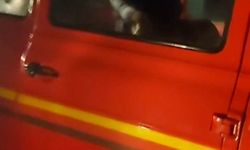 Aydın'da taşan çayda mahsur kalan minibüsteki aile kurtarıldı