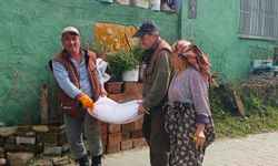 Aydın'da yılın ilk leyleğini gördü, bir çuval un kazandı