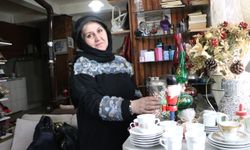 Babalarının koleksiyonları ile başlayan antika merakı, iki kız kardeşin mesleği oldu