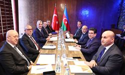 Bakan Bolat, Azerbaycan Ekonomi Bakanı Cabbarov ile bir araya geldi