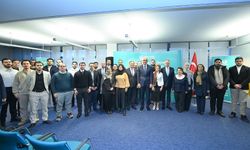 Bakan Ersoy, Berlin'de Yunus Emre Enstitüsü'nü ziyaret etti