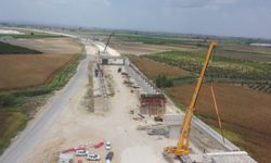 Bakan Uraloğlu: Mersin-Gaziantep arasındaki seyahat süresini 2 saat 15 dakikaya düşüreceğiz