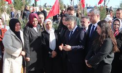 Bakan Yumaklı: Deprem bölgesinin yeniden kalkınması için çalışmaya devam ediyoruz (2)