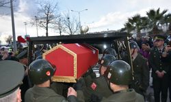 Balıkesir'de kaza kırıma uğrayan F-16 uçağının enkazı kaldırılıyor (7)