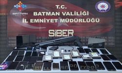 Batman merkezli 10 ilde 15 milyar liralık işlem hacmine ulaşan yasa dışı bahis ağı çökertildi