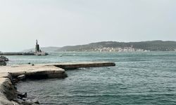 Çanakkale Boğazı fırtına nedeniyle çift yönlü ulaşıma kapatıldı