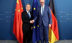 Çin Dışişleri Bakanı Wang, Almanya Başbakanı Merz ile görüştü