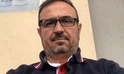 Direksiyon başında beyin kanaması geçiren servis şoförü öldü