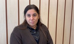 Dükkanına girdiği kuyumcunun çığlıkla panik butonuna bastığını görüp kaçtı