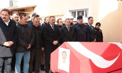 Emekliliğine 4 gün kala kazada ölen polis için tören (2)