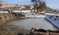 Erciyes'in eteklerinde heyelan riski nedeniyle taşınan mahalledeki bin yıllık 'Roma havuzu' tahrip edildi