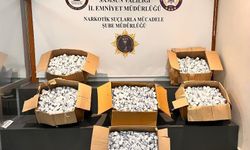 Evlerinden 230 bin hap çıkan anne-oğula gözaltı