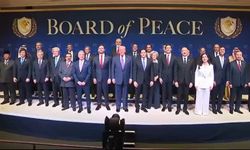 Gazze Barış Kurulu üyeleri aile fotoğrafı çektirdi