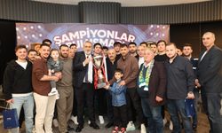 Gebze'de çifte şampiyonluk coşkusu